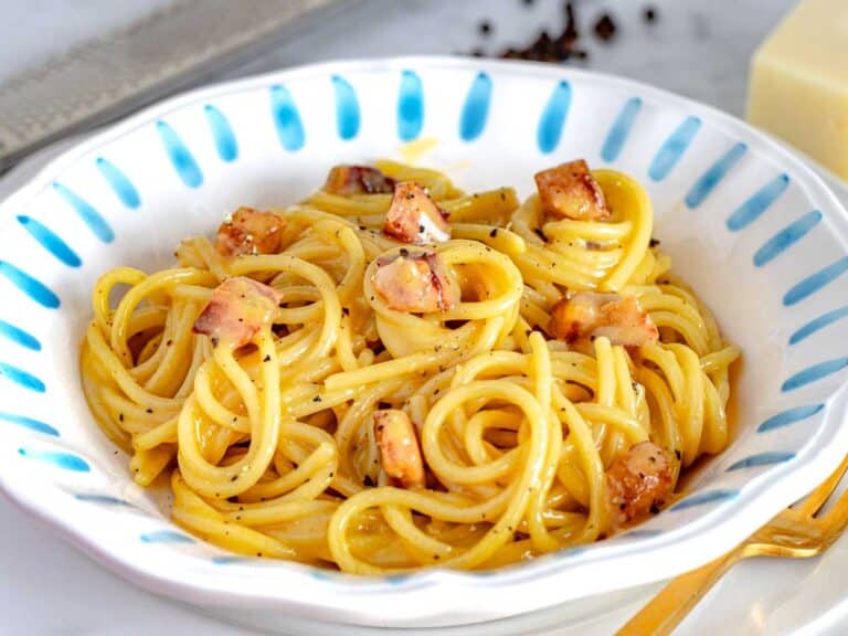 Carbonara in a hand made bowl.