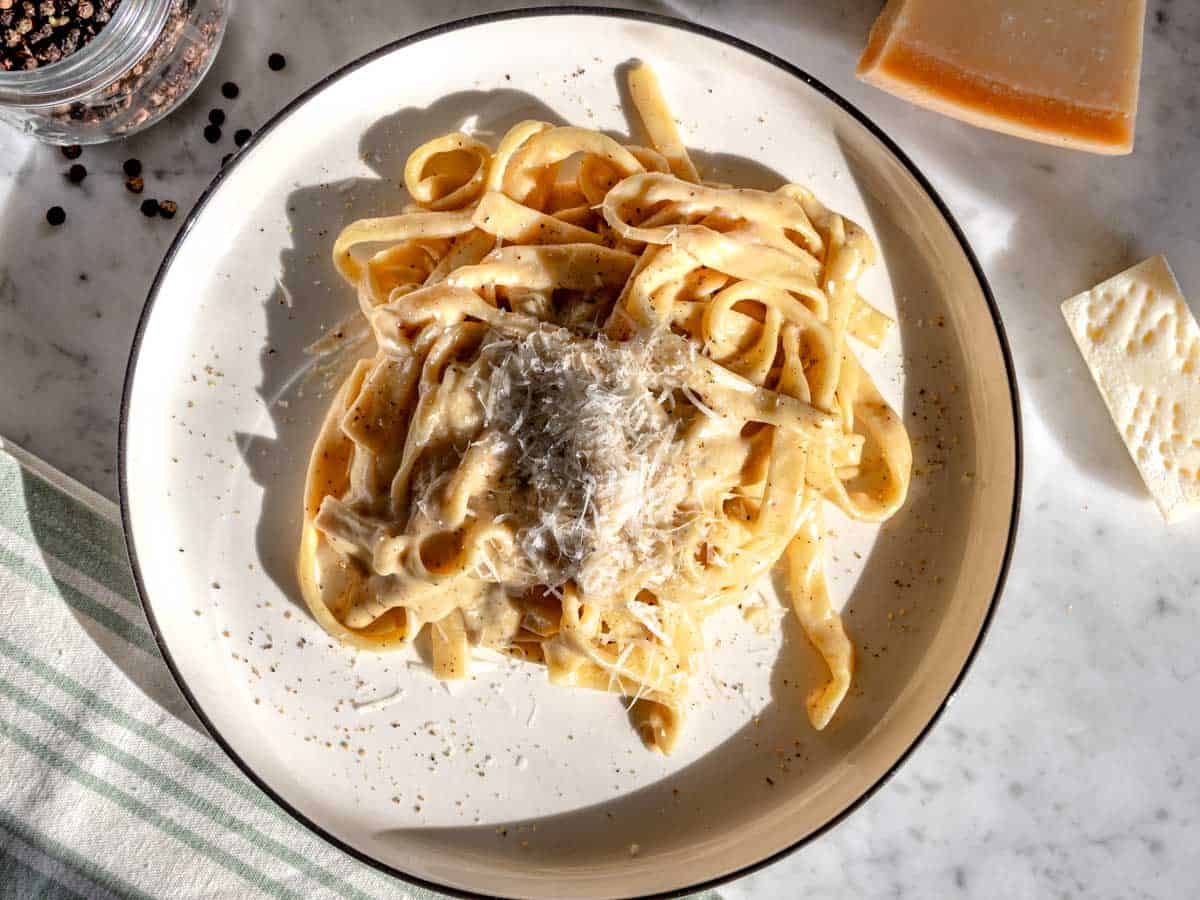 creamy cacio e pepe