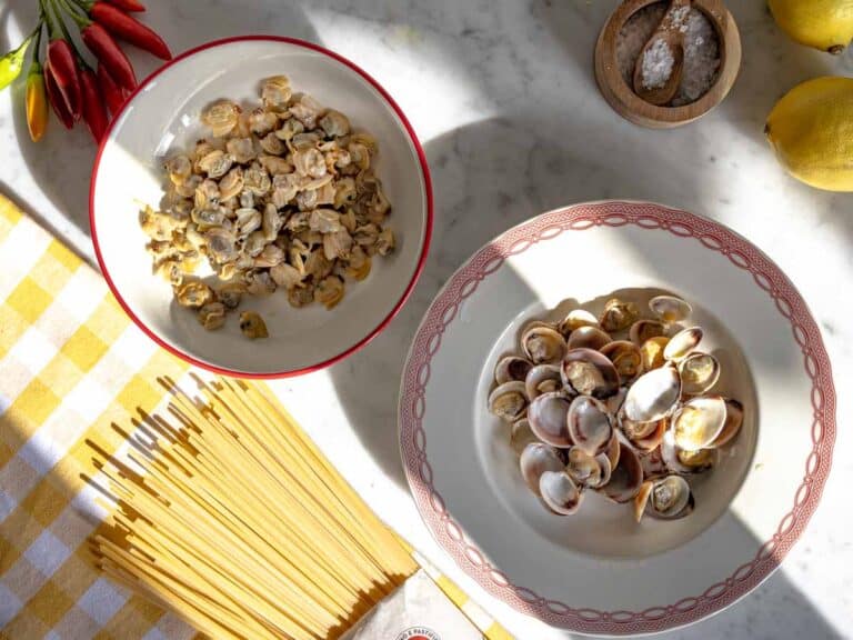 How to separate clam shells from meat.